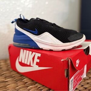 Nike Kids Air Max Motion 2
